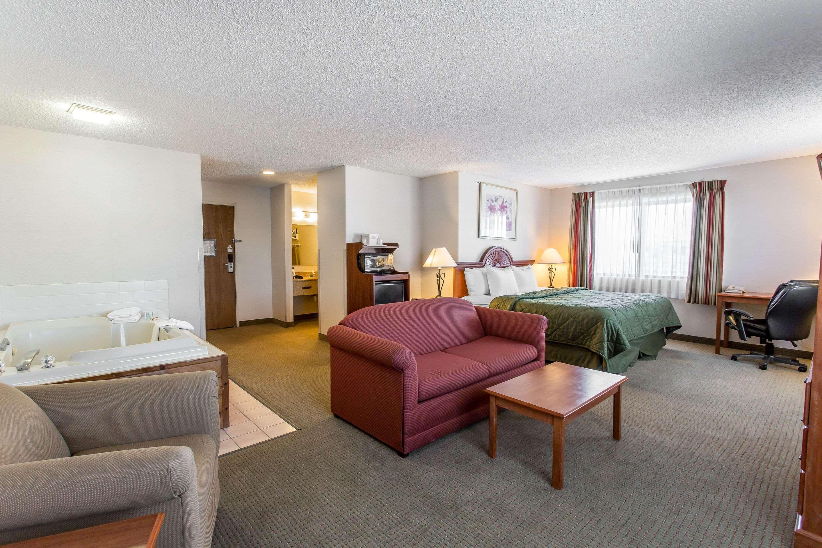 Quality Inn Delta Gateway To Rocky Mountains Ngoại thất bức ảnh