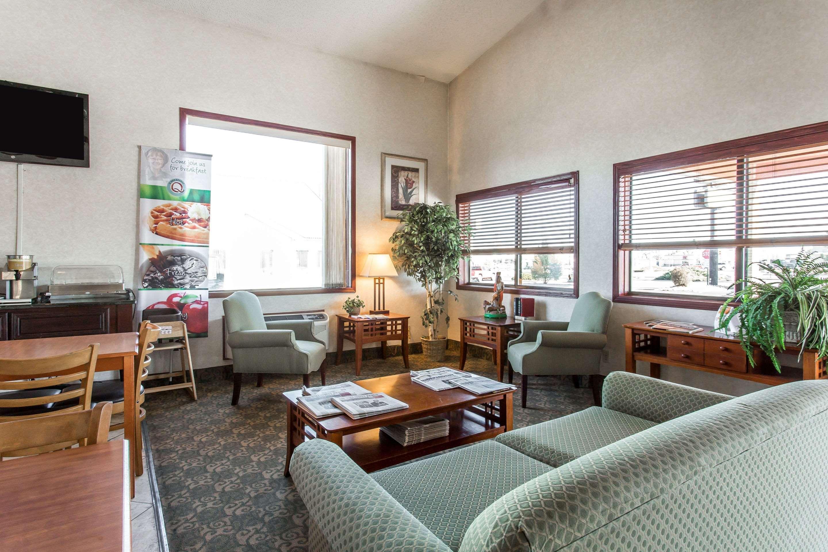 Quality Inn Delta Gateway To Rocky Mountains Ngoại thất bức ảnh